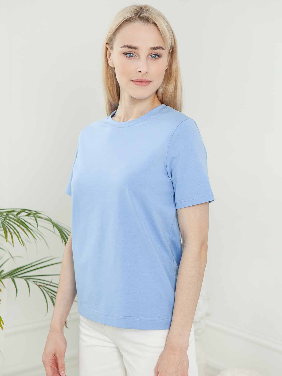 Картинка Футболка блакитна